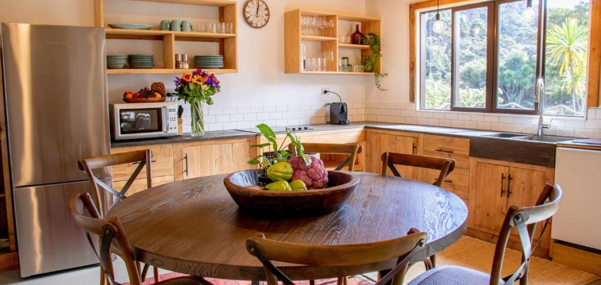 Parohe Island Retreat Kawau Island Moores Bay New Zealand Expert 
