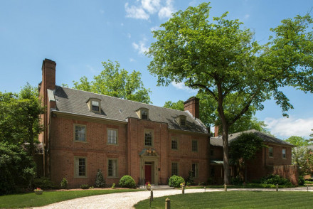 Great Oak Manor