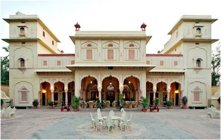 Narain Niwas Palace