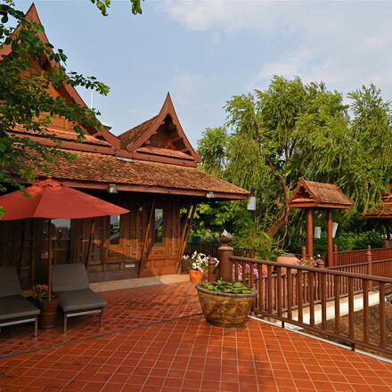 Chakrabongse Villas