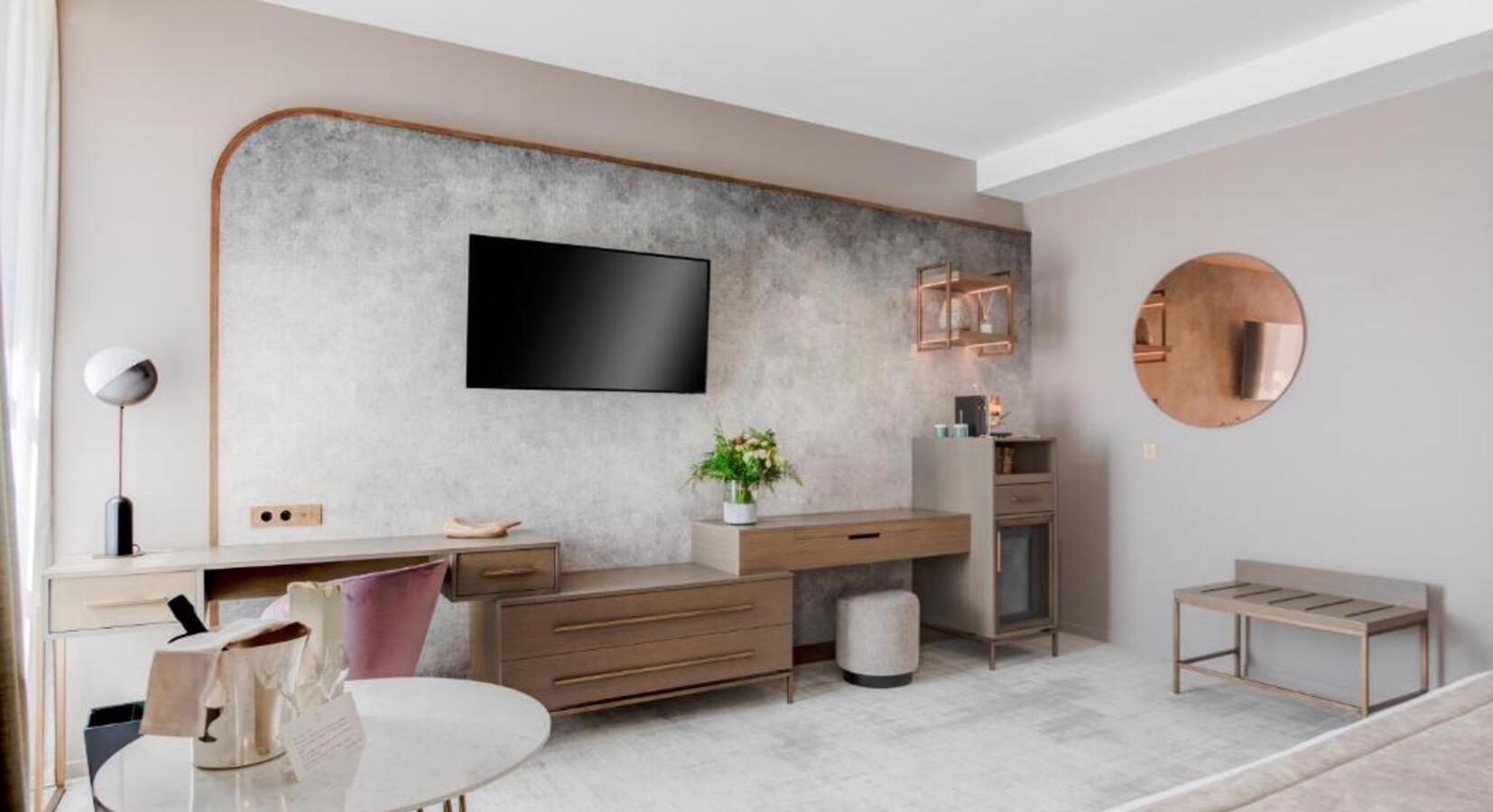 Guestroom details