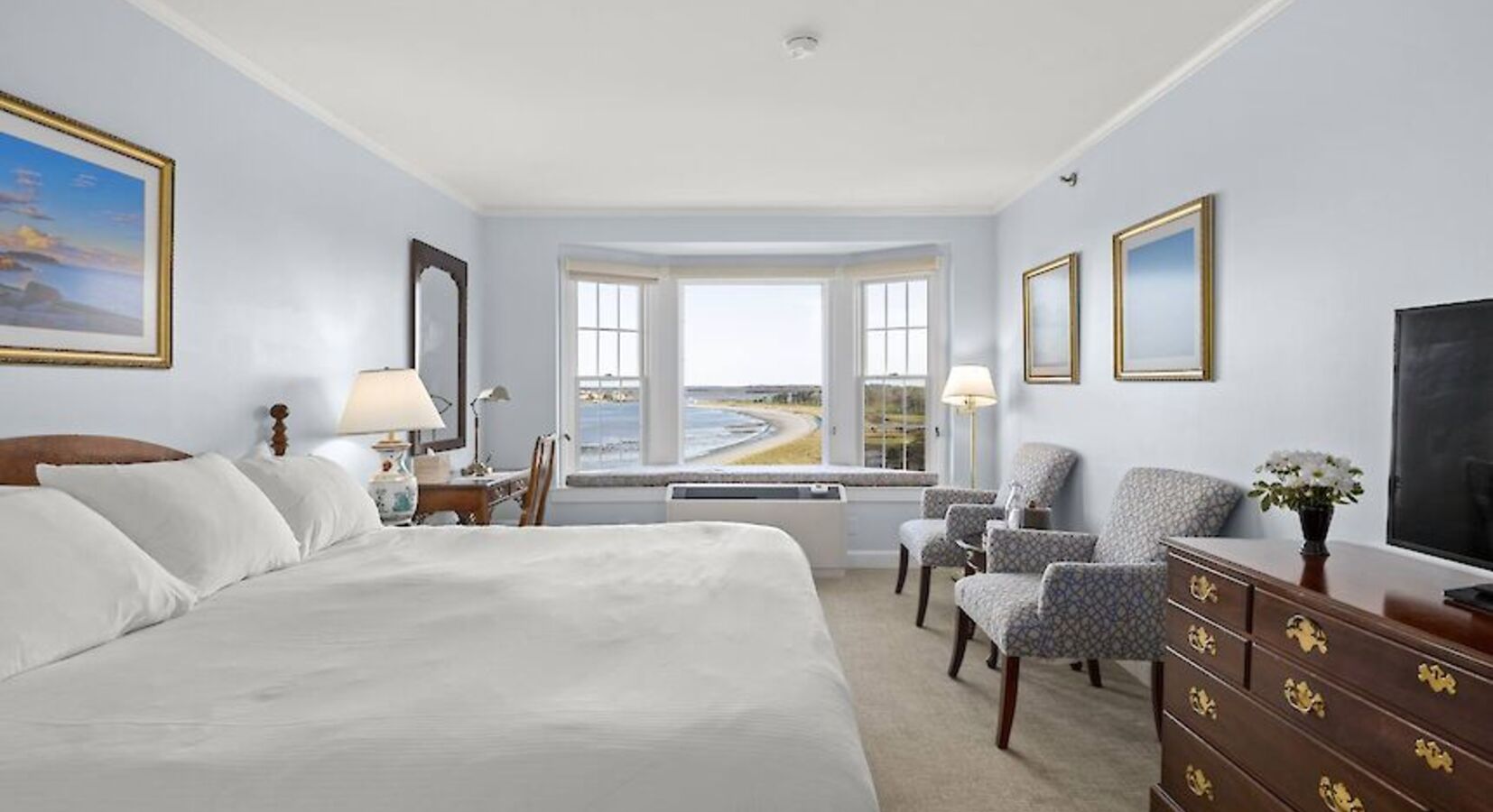Blackpoint Inn