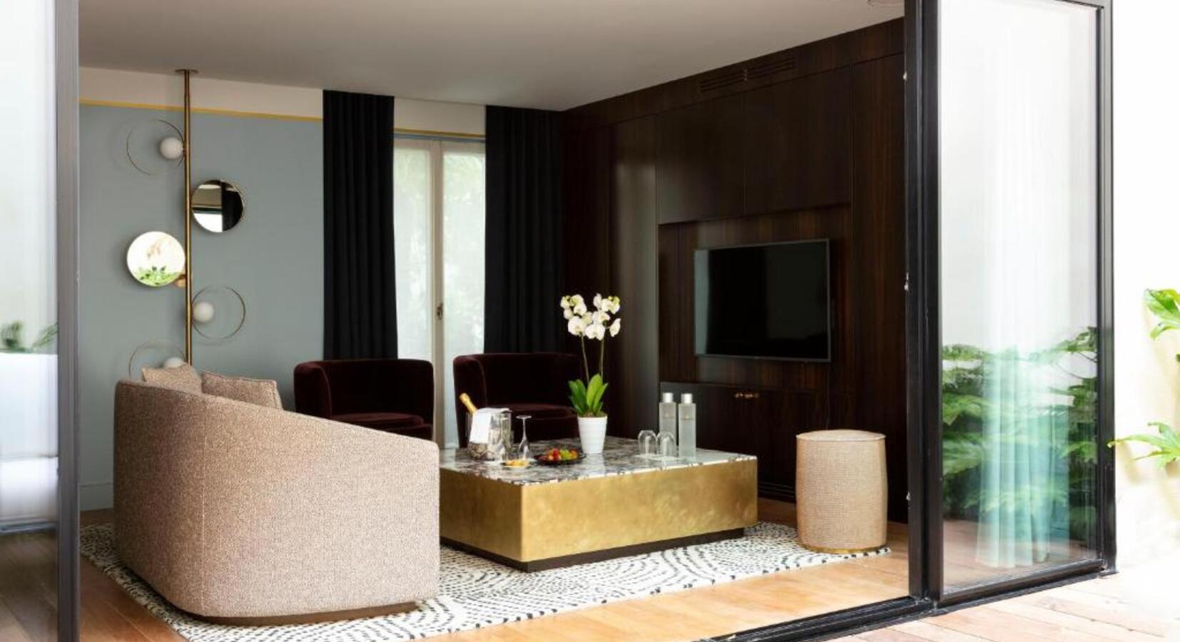 Suite 