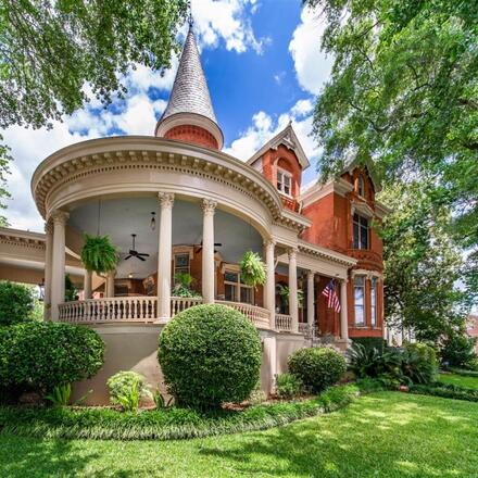 Burke Mansion