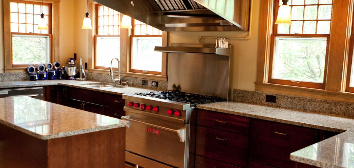 Showers Inn, Bloomington Review The Hotel Guru