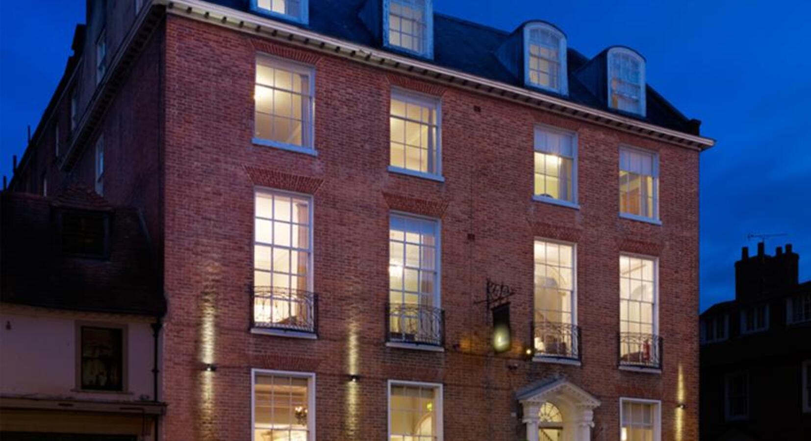 Photo of Harbour Hotel