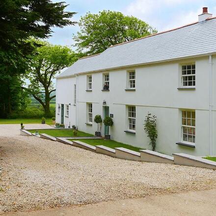 Caroe Farmhouse