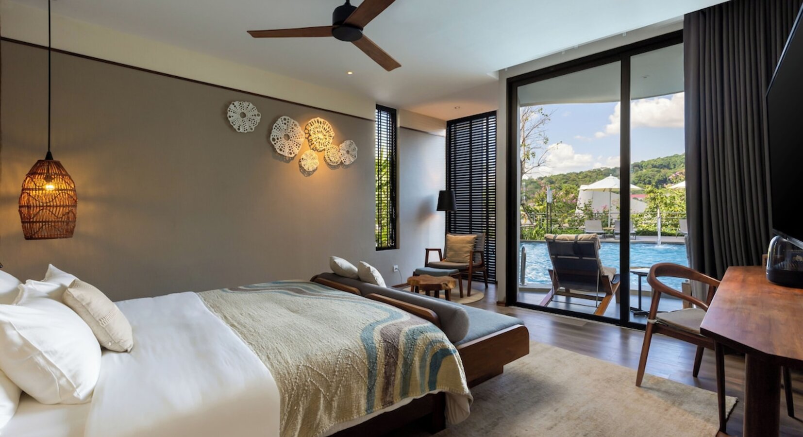 Three Bed Suite with Pool Access