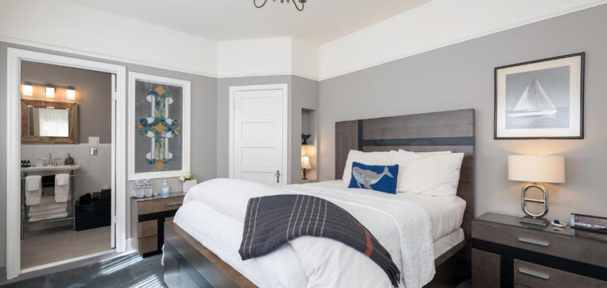 Whale Inn Nantucket Whale Inn, Half Moon Bay (California), United States of ...