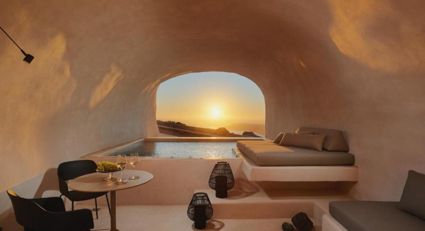 Private pool views