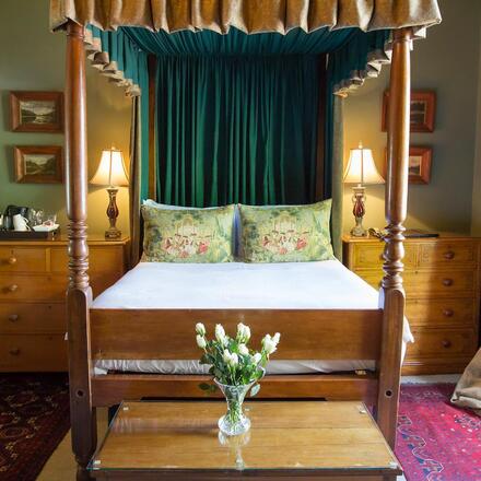 Dutch Manor Antique Hotel