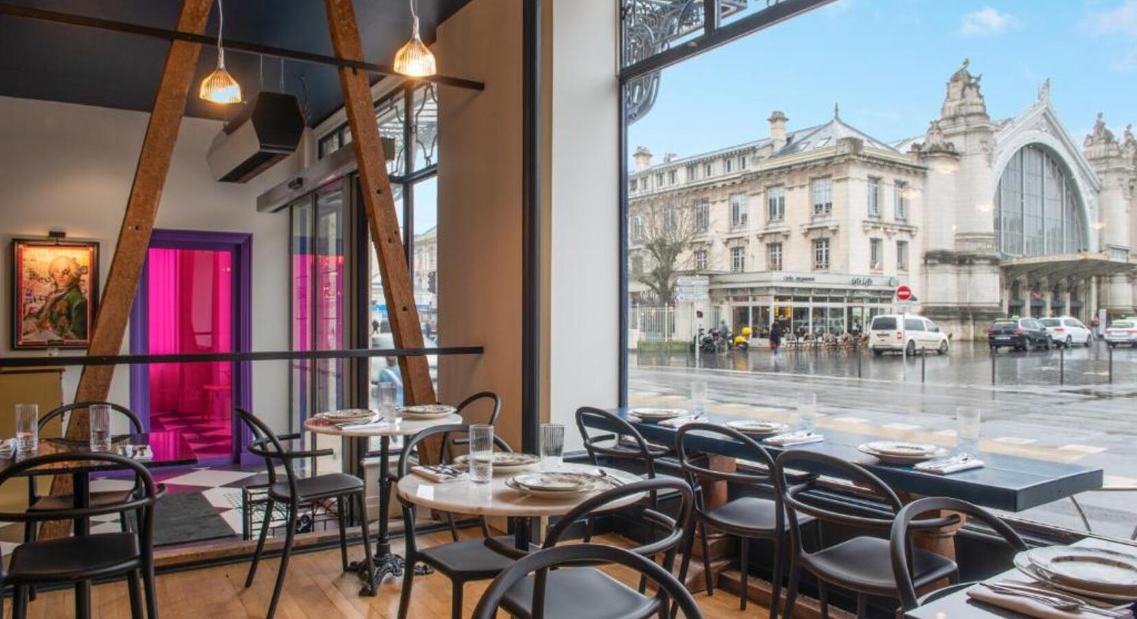 Breakfast area/ Café