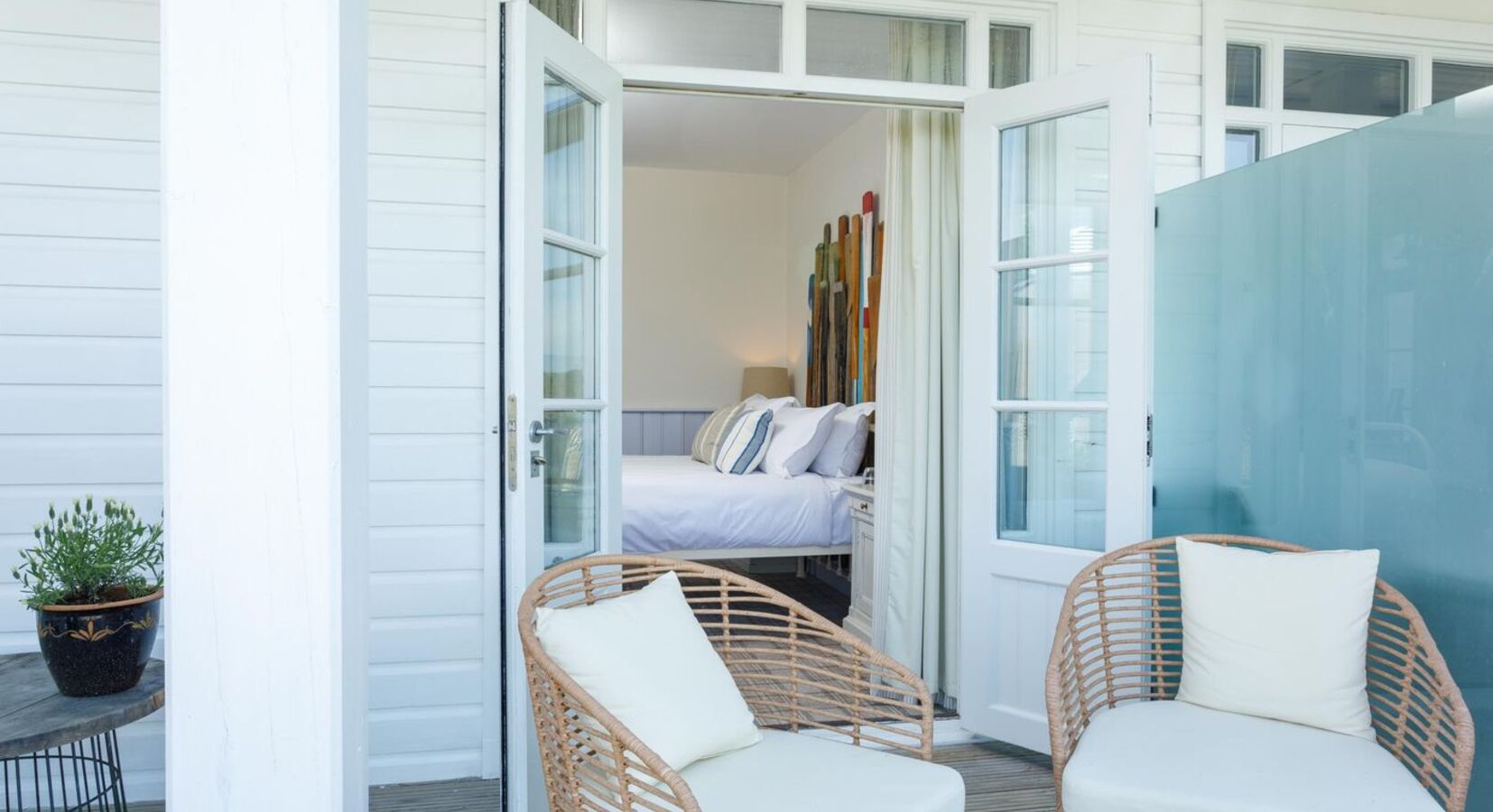 Bedroom with balcony 
