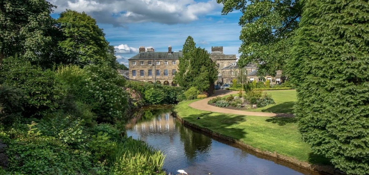 Photo of Buxton