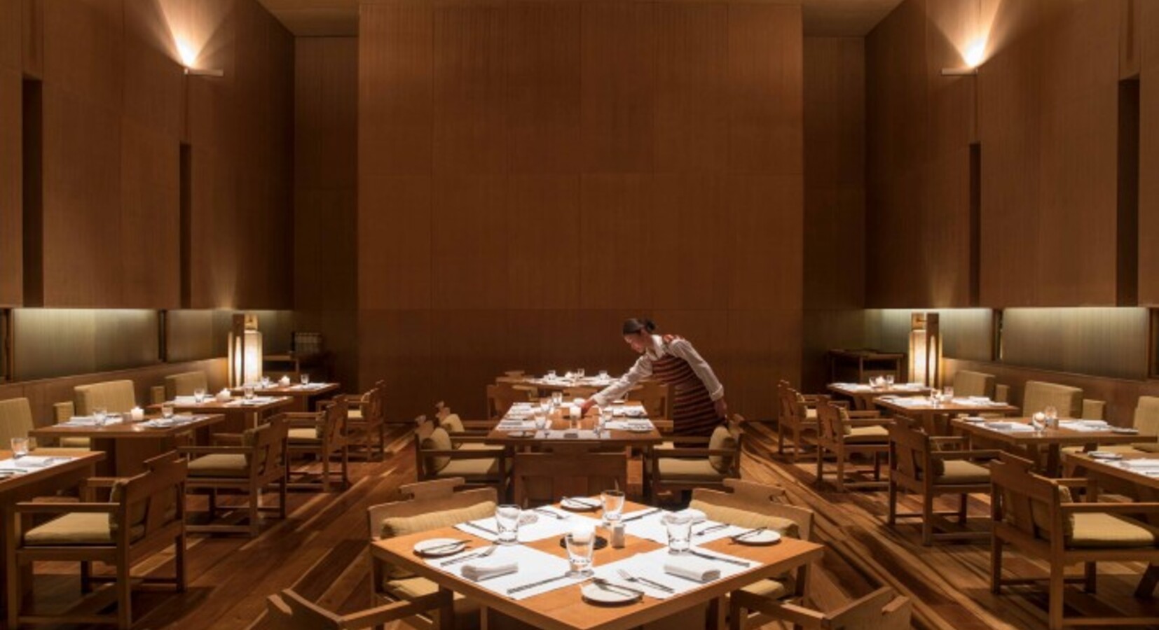 Hotel restaurant