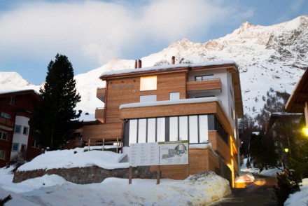 Elite Alpine Lodge