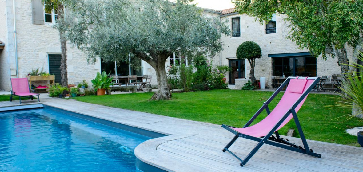 Un Banc Au Soleil Charente Maritime France Expert Reviews And Highlights The Hotel Guru