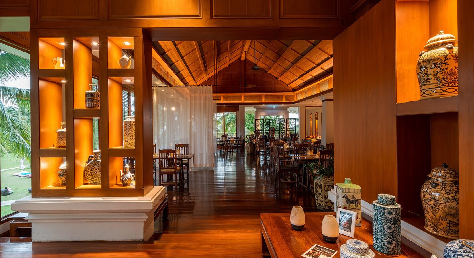 White Lotus Restaurant