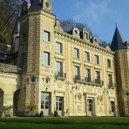 Chateau de Perreux