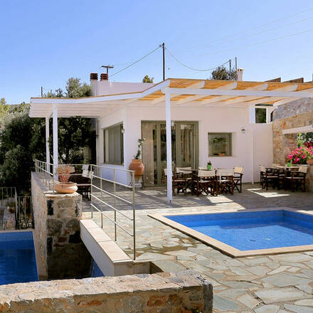 Mourtzanakis Residence