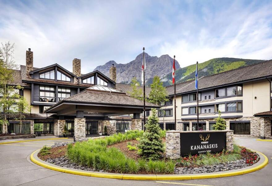 Kananaskis Mountain Lodge