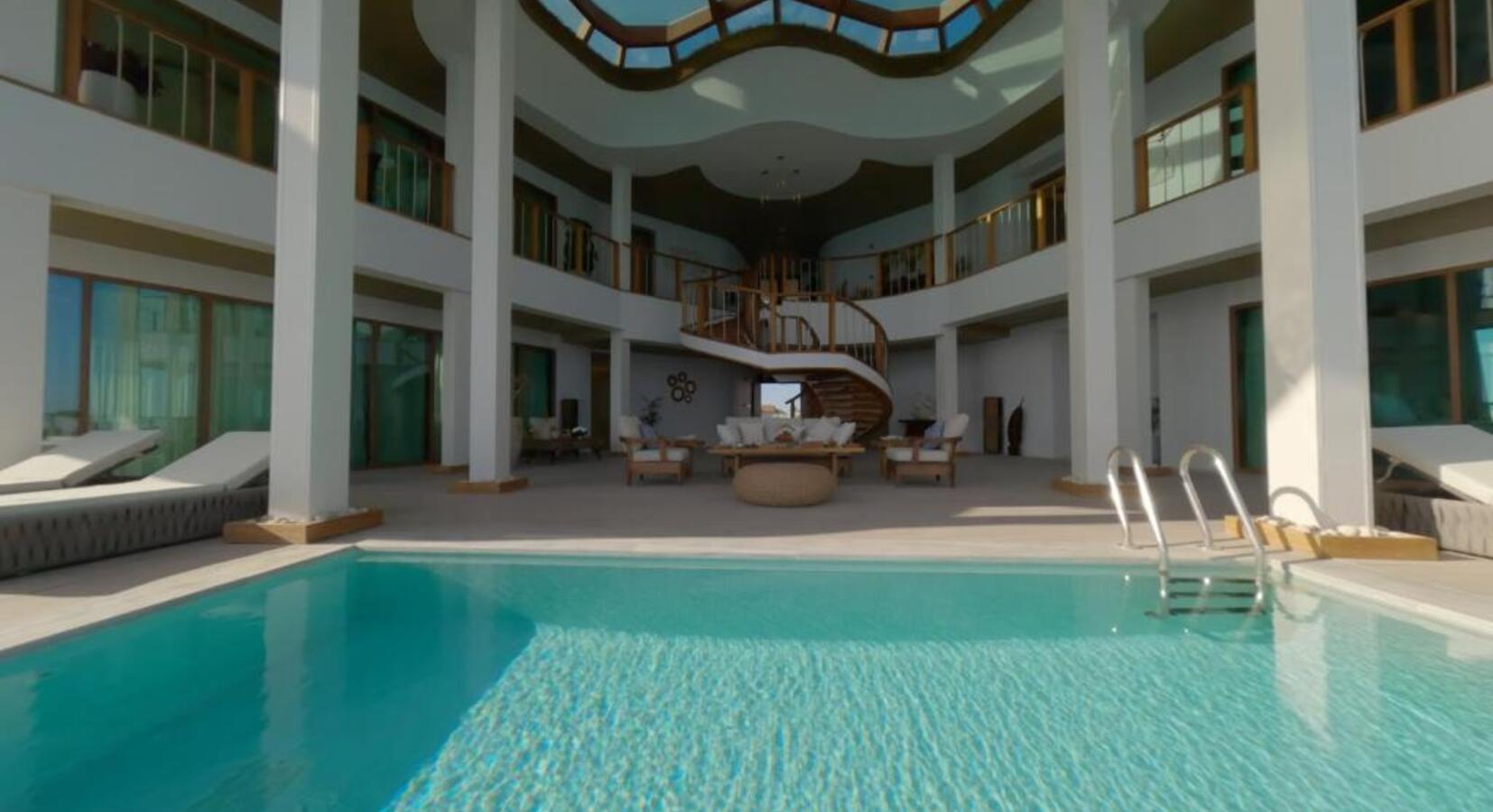 Pool area