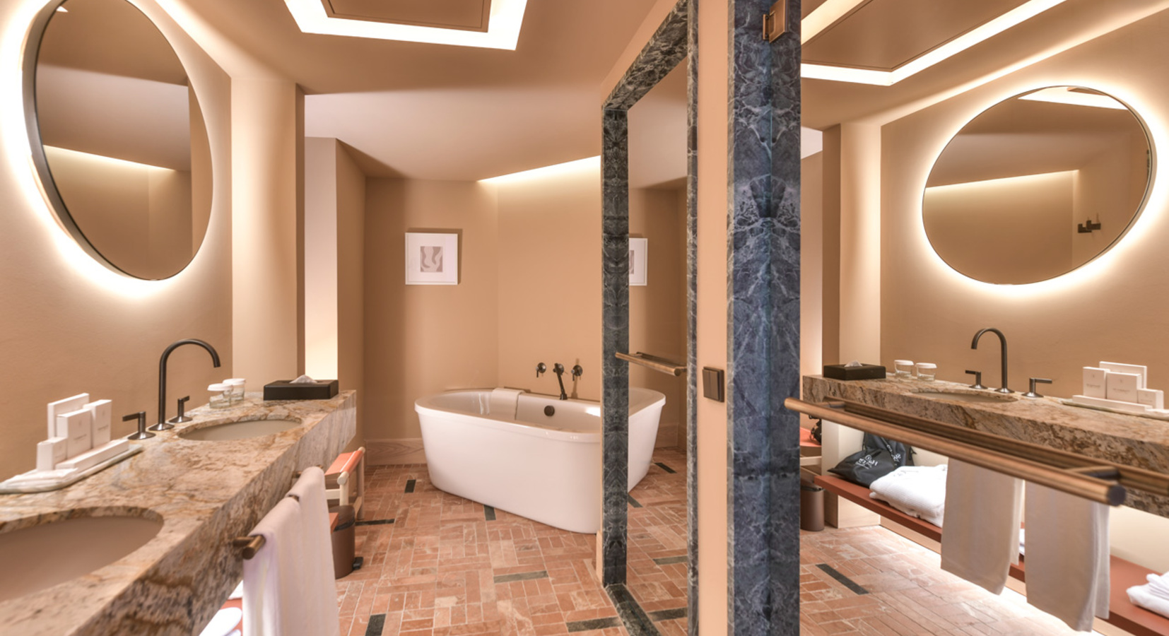 Junior Suite Bathroom