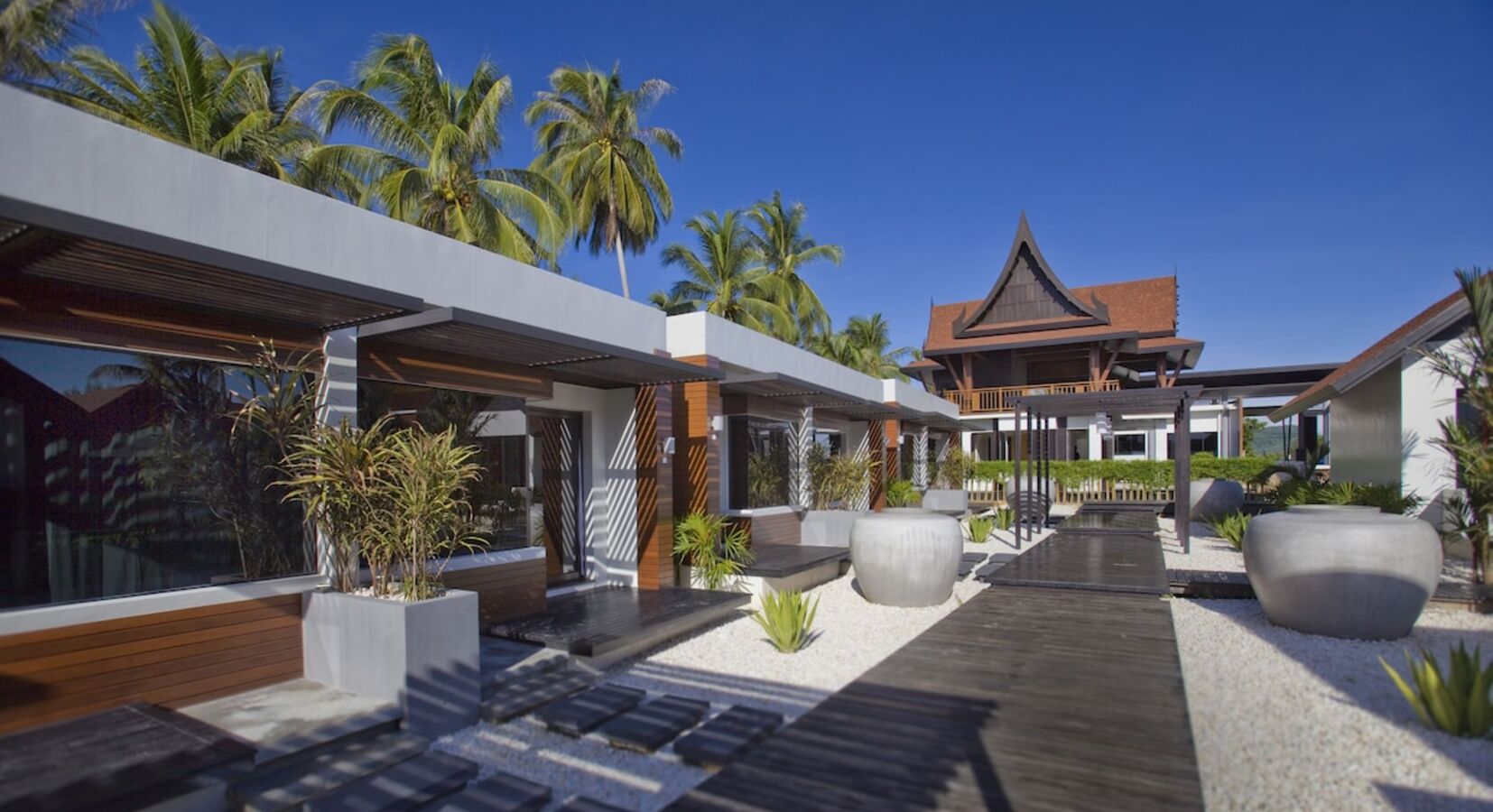 Deluxe Bungalow Exterior