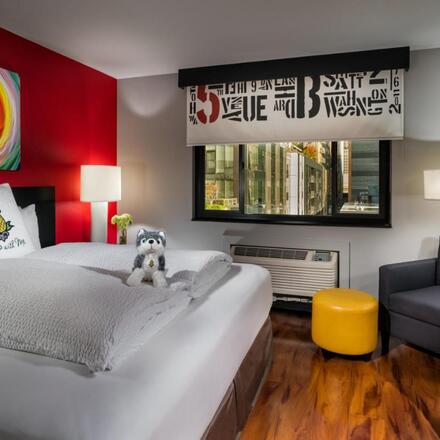 Hotel Five