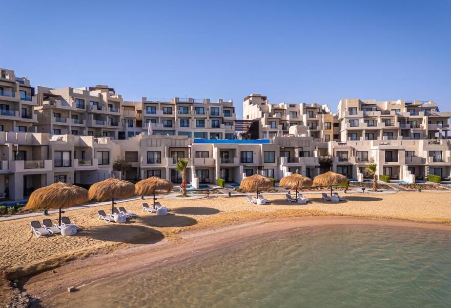 Creek Hotel and Residences