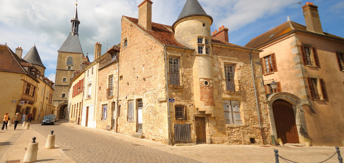 Photo of Avallon