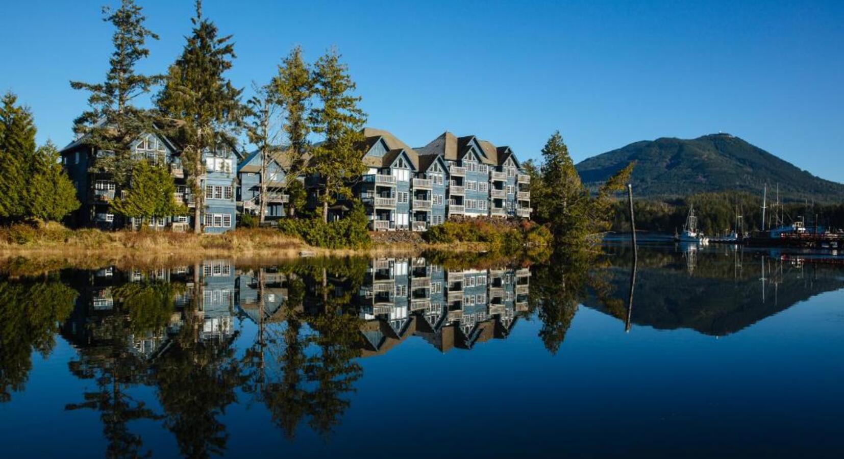 Foto de Waters Edge Shoreside Suites