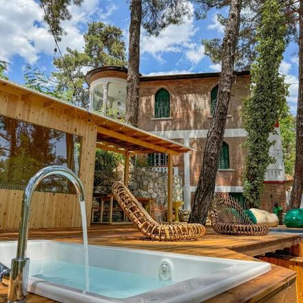 Semiramis Boutique Hotel