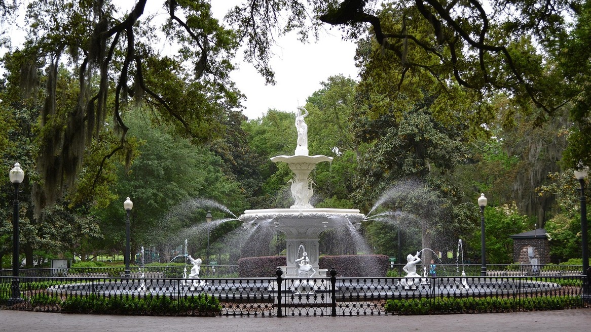 Una de las 22 plazas del Distrito Histórico