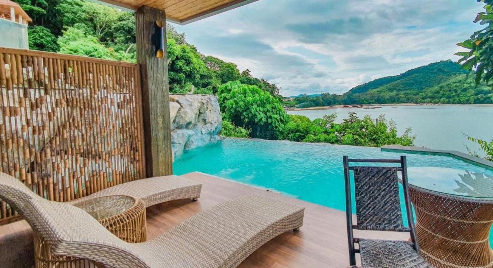 Private pool