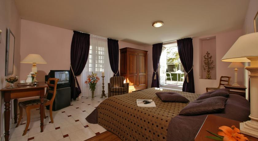 Le Relais St Anne, Lot, France Discover &amp; Book The 