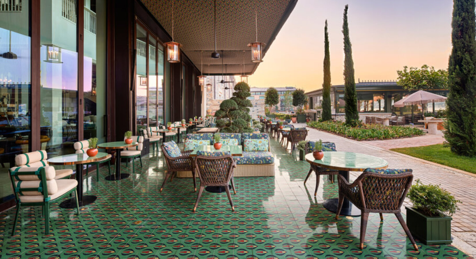 Little House Restaurant 