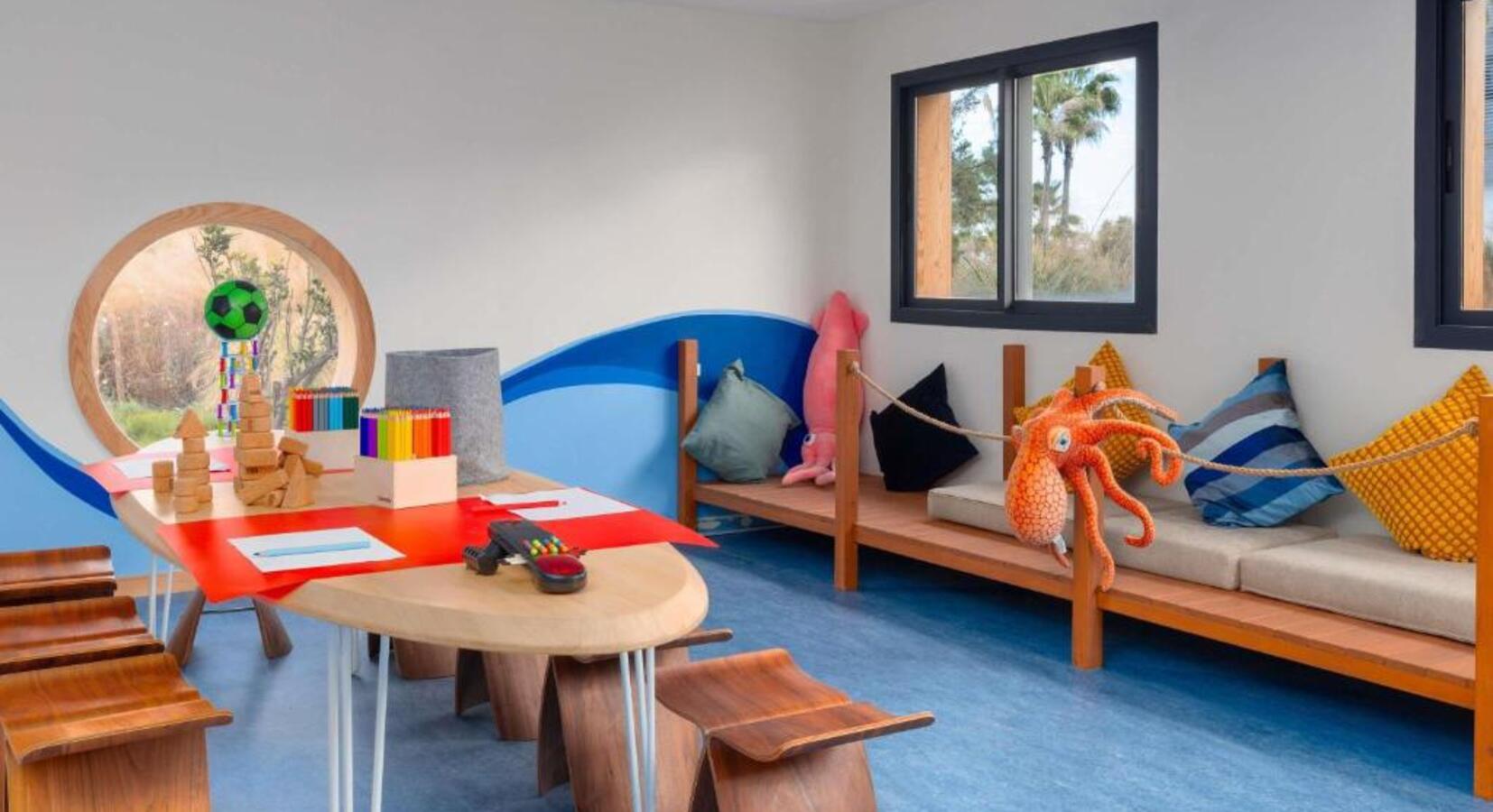 Kids' club