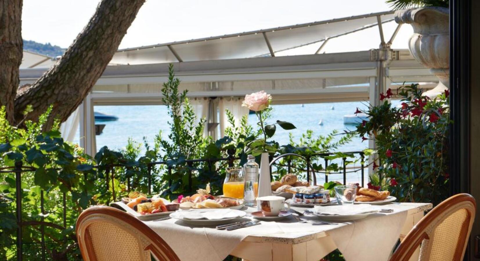 Breakfast terrace