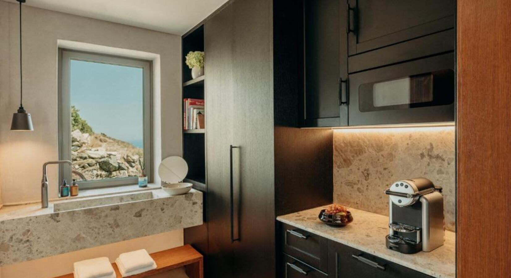 Junior Residence Kitchenette 