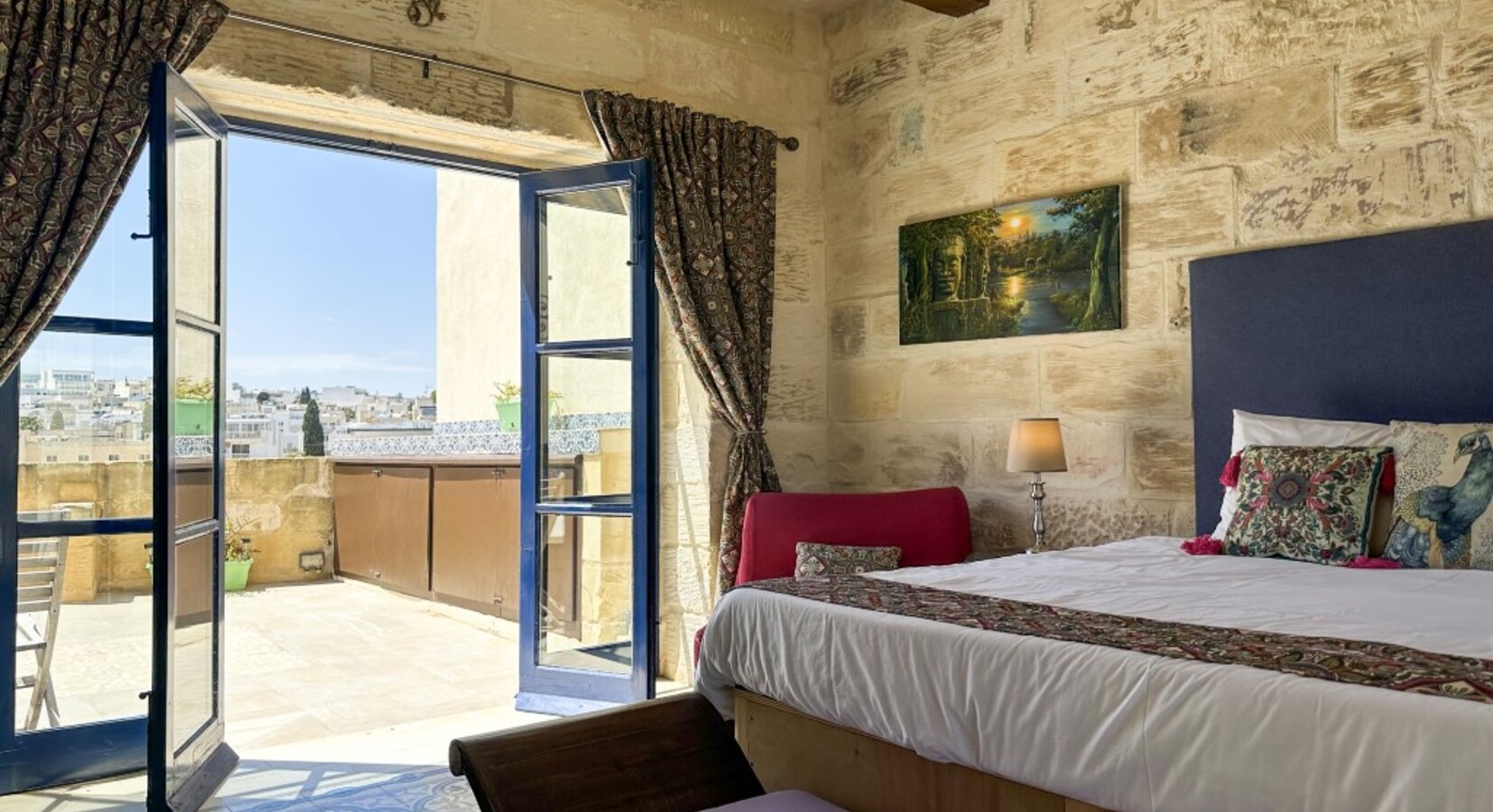 Guest Room with private terrace