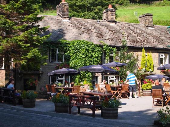 </a><a href="/hotel/the-lamb-inn-derbyshire">The Lamb Inn</a><a href="https://www.thehotelguru.com/hotel/the-cow-derbyshire">