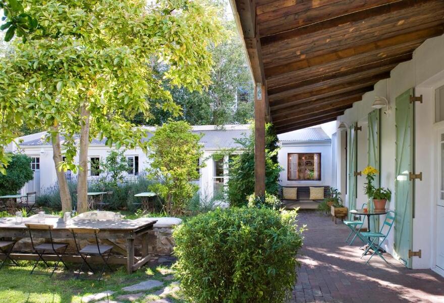 La Grenadine Petit Hotel