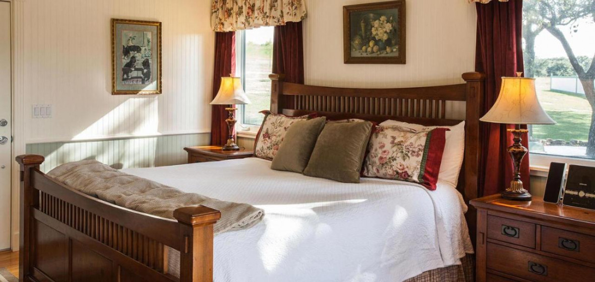 Rose Hill Retreat Texas Review The Hotel Guru