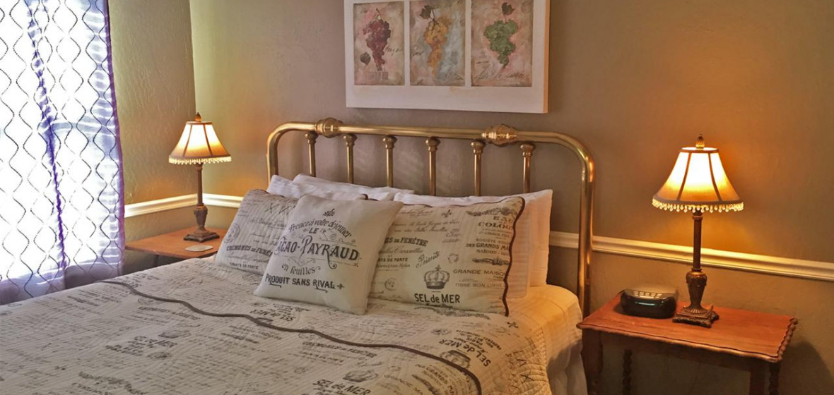 Cinnamon Bear Creekside Inn, Sonoma Review The Hotel Guru