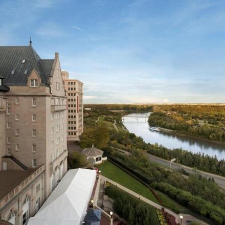 Fairmont Hotel Macdonald