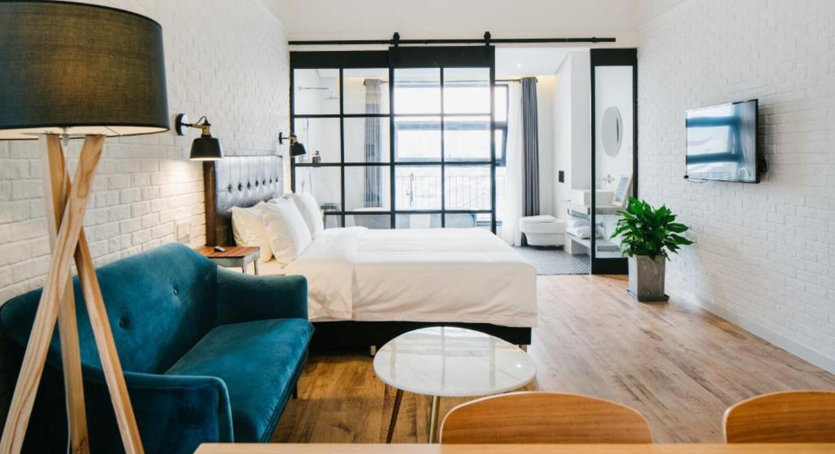 Photo of Cendre Hotel