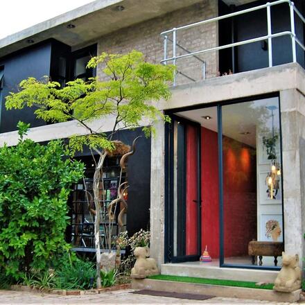 The Bright House Villa