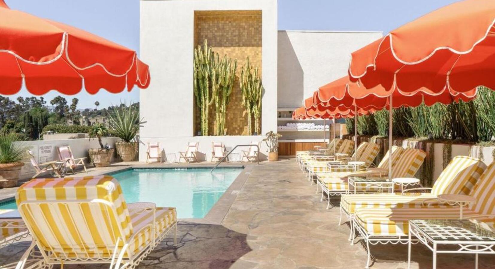 Silver Lake Pool &amp; Inn