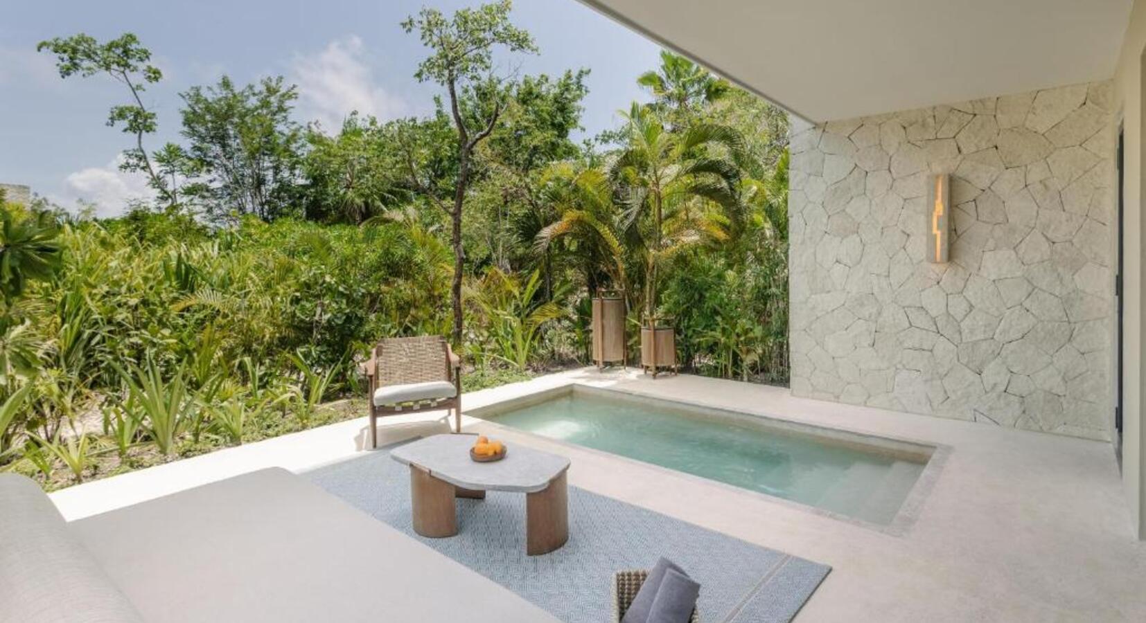 Private plunge pool